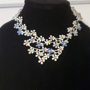 Pastel, floral inspired necklace
